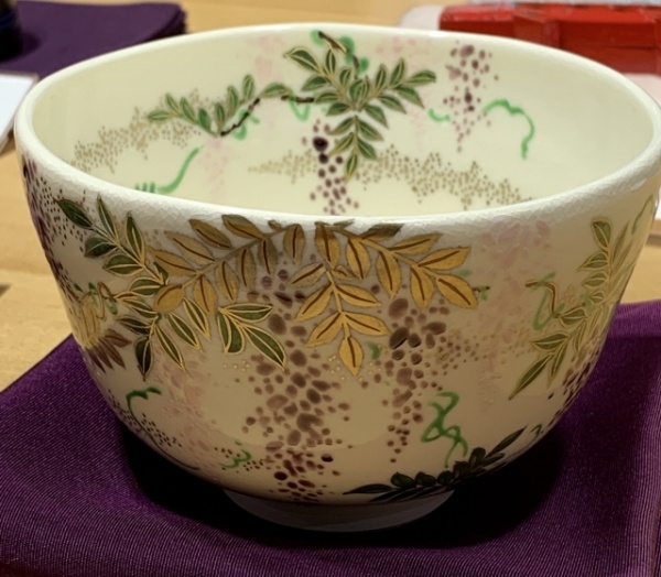 華やかさが一服を格別にする「京焼」